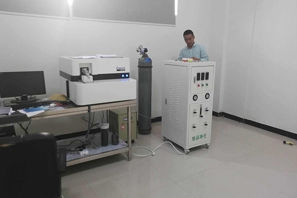 直讀光譜儀配備氬氣凈化機(jī) 直讀光譜儀配備氬氣凈化機(jī)